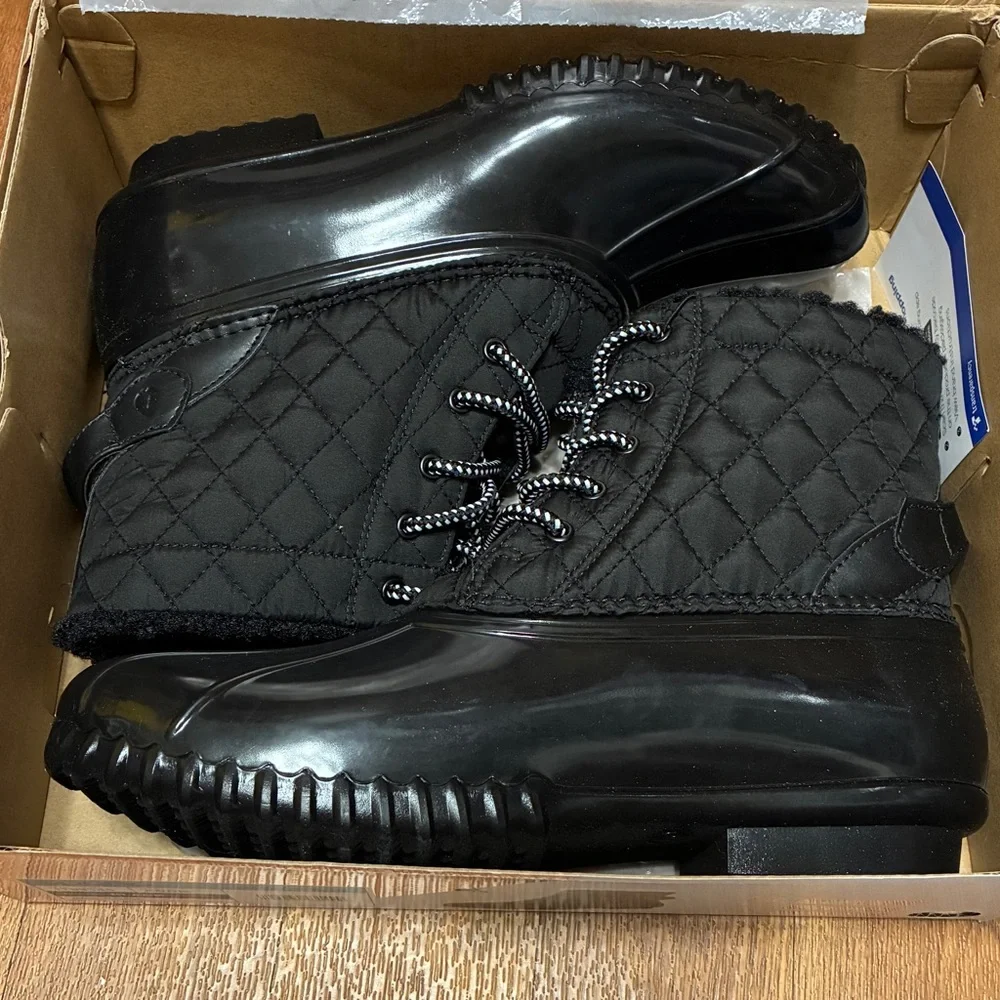 Women’s Sporto Andie Duck Black Quilted Ladies Boots Size 10 NWT